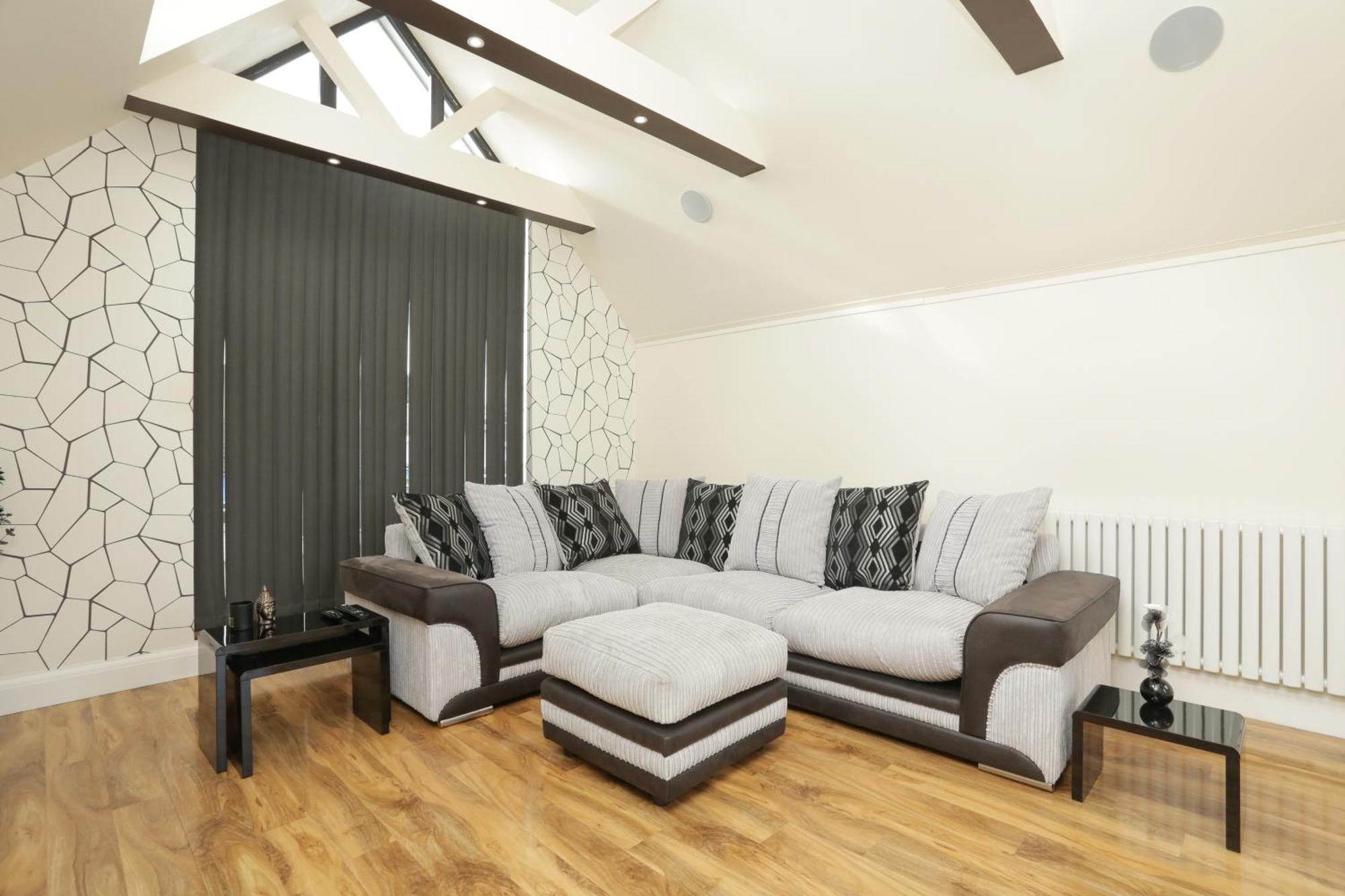 The Broadway Beach House With Hot Tub Herne Bay Bagian luar foto